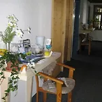 Frieden 2* Davos